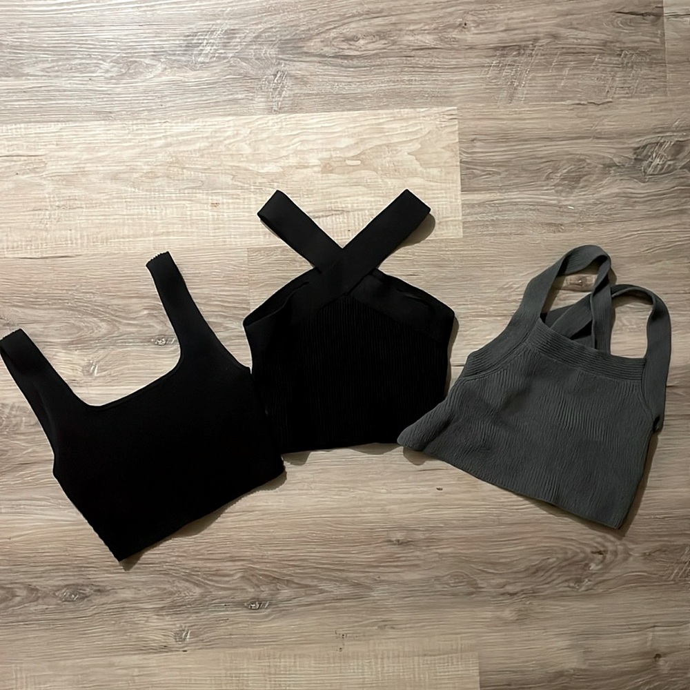 Bundle of 3 Aritzia tops